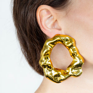 ENNE HAUTE round gold earrings