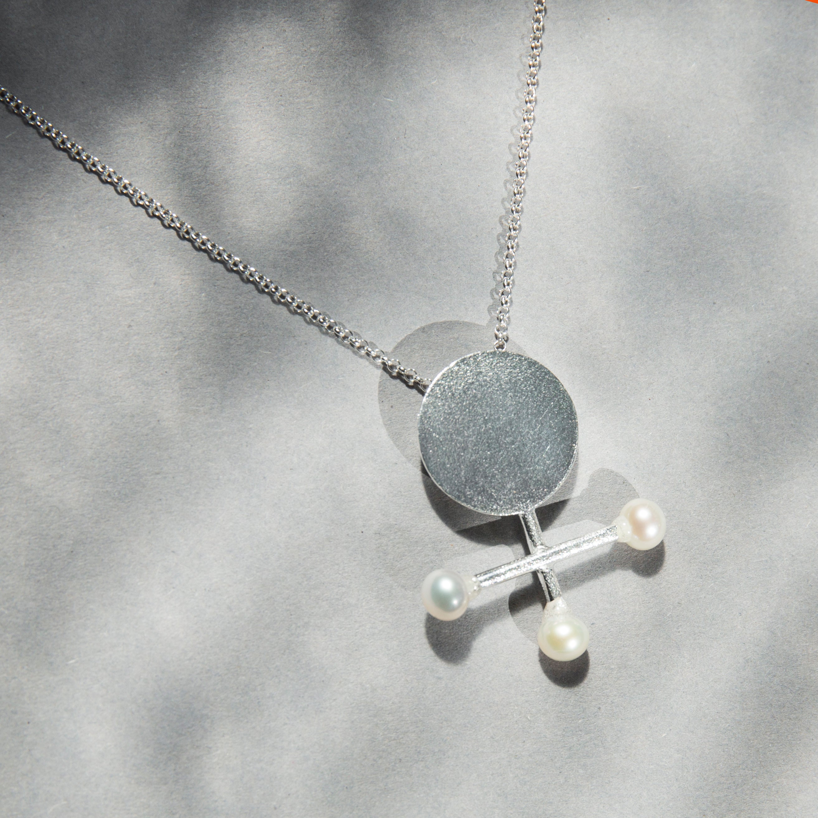 Composition silver necklace