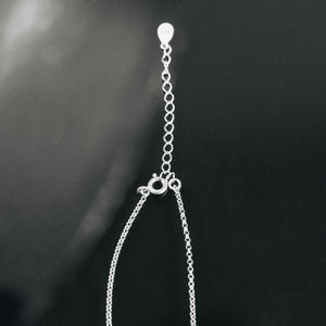 Bond, silver necklace
