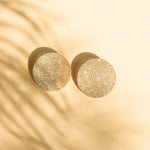 Load image into Gallery viewer, Sigrid Kuusk, kõrvarõngad, eesti disain, glitter, SOHO, estonian design. Shine. Feminine.
