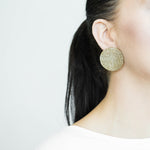 Load image into Gallery viewer, Nude earrings
