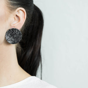 Shade earrings